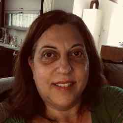 Single Greek woman in Toronto, ON, Canada