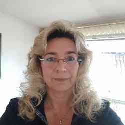 Single Greek woman in Athens, Ελλάδα, Greece