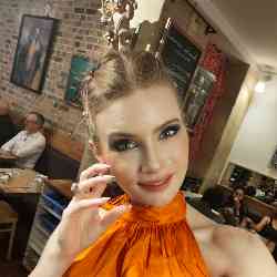 Single Arab woman in Paris, France, France