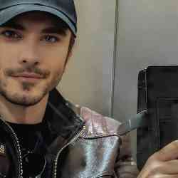 Single Arab man in Bobigny, Île-de-France, France