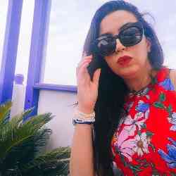 Single Arab woman in Marrakech, Marrakech-Safi, Morocco