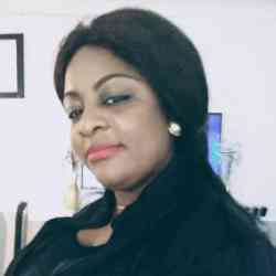 Single Black woman in Cape Town, South Africa, South Africa