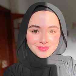 Single Arab woman in Constantine, Algérie, Algeria