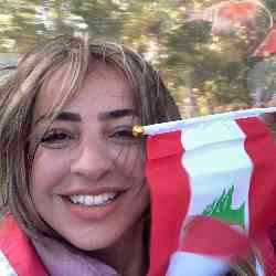 Single Arab woman in Minneapolis, MN, United States