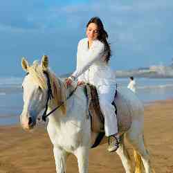 Single Arab woman in Casablanca, Maroc, Morocco