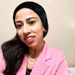 Single Arab woman in Casablanca, Maroc, Morocco