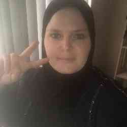 Single Muslim woman in Lees, Oldham, United Kingdom