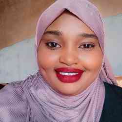 Single Muslim woman in Nairobi, Kenya, Kenya