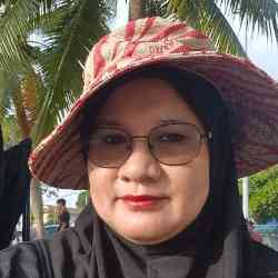 Single Muslim woman in London, UK, United Kingdom