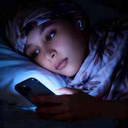 Single Muslim woman in Mombasa, Kenya, Kenya