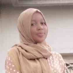 Single Muslim woman in Dakar, Senegal, Senegal