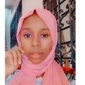 Single Muslim woman in Mombasa, Kenya, Kenya