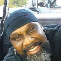 Single Muslim man in Coatesville, Pennsylvania, United States