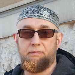 Single Muslim man in London, England, United Kingdom