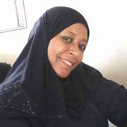 Single Muslim woman in Mombasa, Mombasa County, Kenya