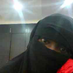 Single Muslim woman in Nairobi, Kenya