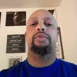 Single Muslim man in Pittsburgh, Pennsylvania, United States