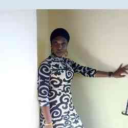 Single Muslim woman in Abuja, Federal Capital Territory, Nigeria