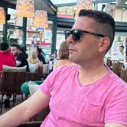 Single Greek man in Pireas, , Greece