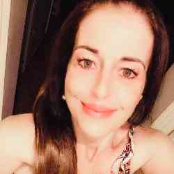 Single Greek woman in Thessaloniki, Ελλάδα, Greece