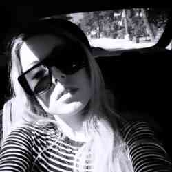 Single Greek woman in Kifisia, Ελλάδα, Greece