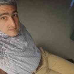 Single Greek man in Athens, Ελλάδα, Greece