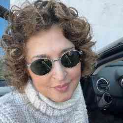 Single Greek woman in Thessaloniki, Greece, Greece