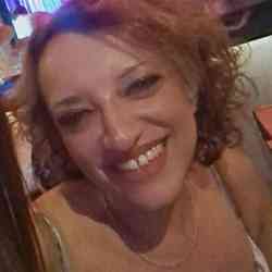 Single Greek woman in Αιγάλεω, Αιγάλεω, Greece