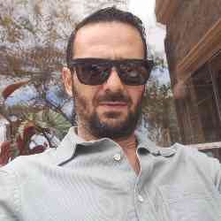 Single Greek man in Ηράκλειο, Ελλάδα, Greece