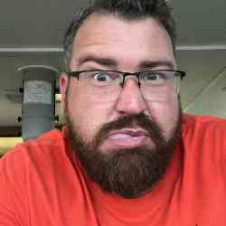 Single Greek man in Λέσβος, Ελλάδα, Greece