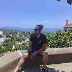 Single Greek man in Thessaloniki, Ελλάδα, Greece