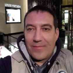 Single Greek man in Μοσχάτο, Ελλάδα, Greece