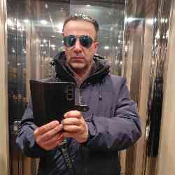 Single Greek man in Θεσσαλονίκη, Ελλάδα, Greece