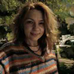 Single Greek woman in Athens, Ελλάδα, Greece