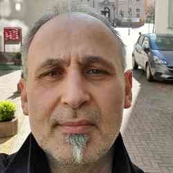 Single Greek man in Τρίκαλα, Ελλάδα, Greece