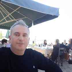 Single Greek man in Θεσσαλονίκη, Ελλάδα, Greece