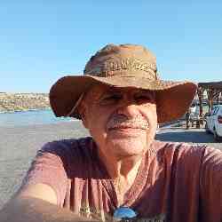 Single Greek man in Thessaloniki, Ελλάδα, Greece