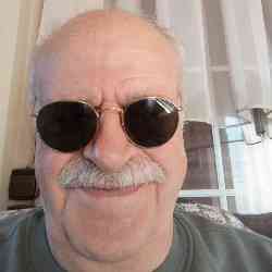 Single Greek man in Thessaloniki, Ελλάδα, Greece