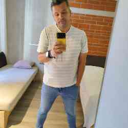 Single Greek man in Σαλαμίνα, Ελλάδα, Greece