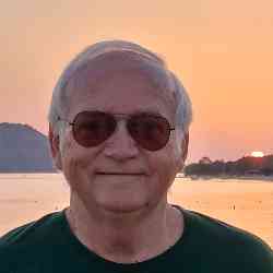 Single Greek man in Λουτράκι, Λουτράκι, Greece