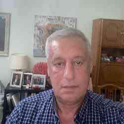 Single Greek man in Πετρούπολη, Ελλάδα, Greece