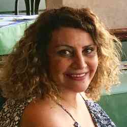 Single Turkish woman in Toronto, Ontario, Canada