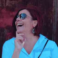 Single Turkish woman in İzmir, Türkiye, Turkey