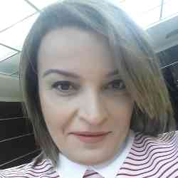 Single Turkish woman in London, England, United Kingdom