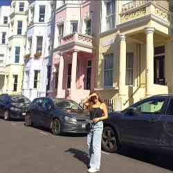 Single Turkish woman in London, England, United Kingdom