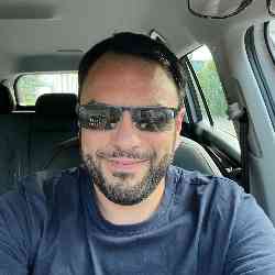 Single Turkish man in Schrobenhausen, Deutschland, Germany