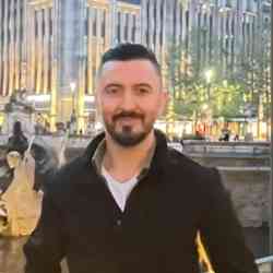 Single Turkish man in İstanbul, Türkiye, Turkey