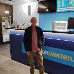 Single Turkish man in Barmstedt, Deutschland, Germany