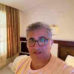 Single Turkish man in Bochum, Nordrhein-Westfalen, Germany