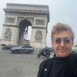 Single Iranian man in Irvine, California, United States